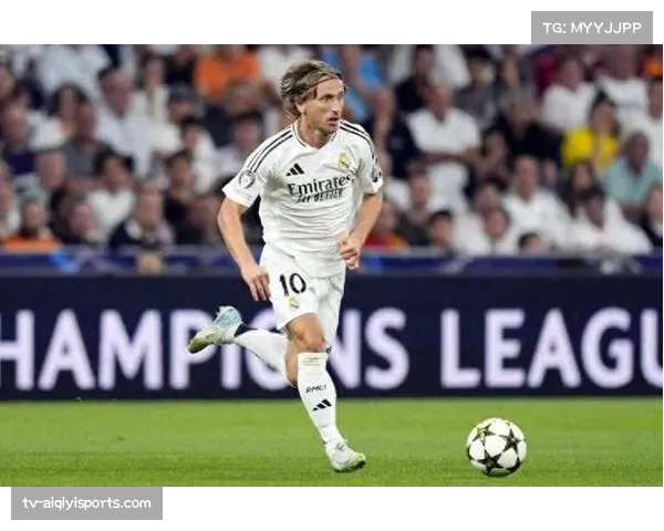 阿斯报专访：莫德里奇谈未来计划，不排除在皇马再踢一年可能性